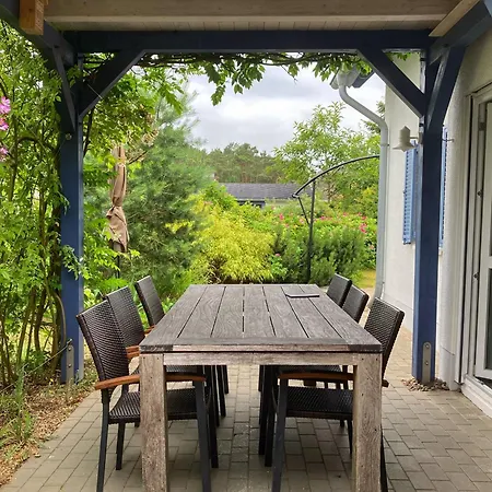Haus 130 Kiefernweg 16 *